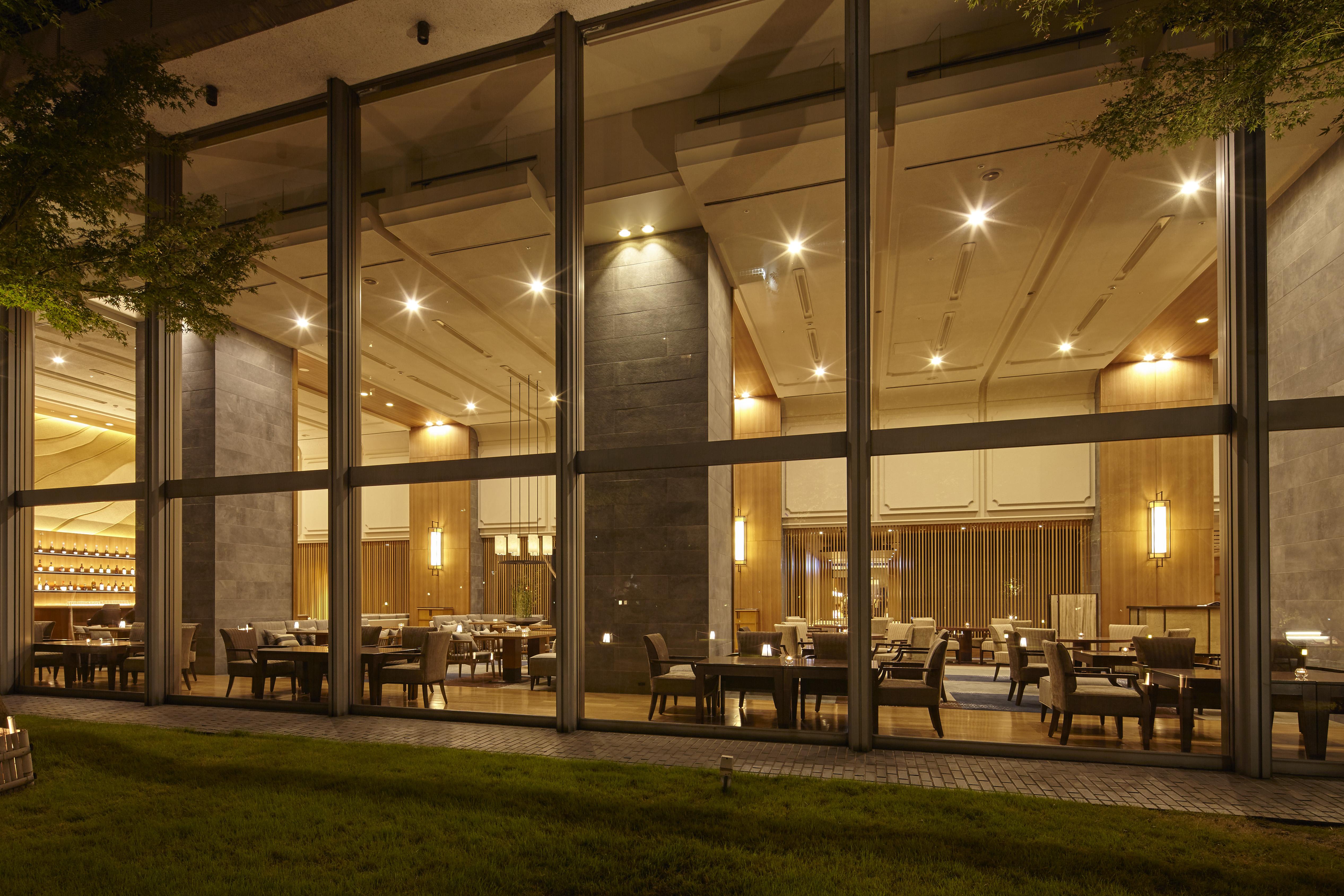 Grand Prince Hotel Takanawa Tokyo Exterior photo The restaurant at night