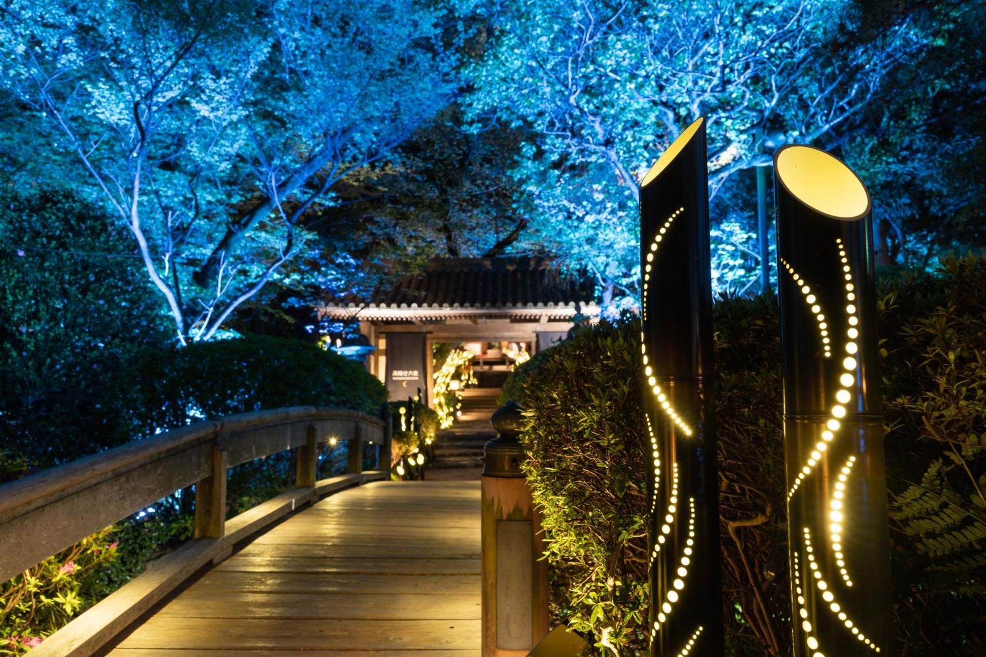 Grand Prince Hotel Takanawa Tokyo Exterior photo Illuminated bamboo poles
