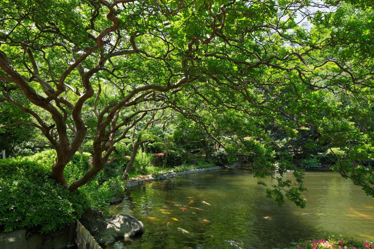 Grand Prince Hotel Takanawa Tokyo Exterior photo The lake at the park